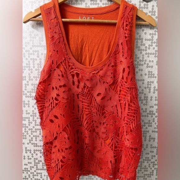 Loft sleeveless top with lace overlay - Picture 2 of 3